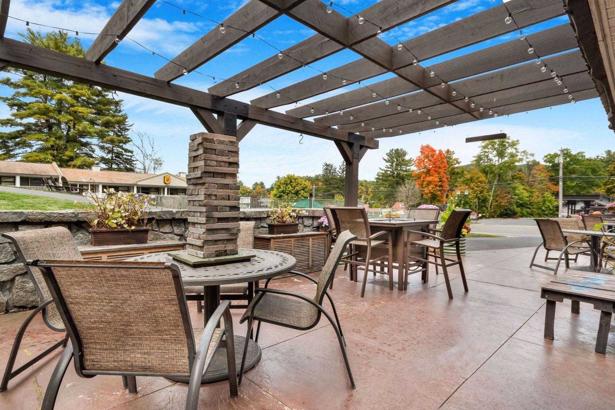 Super 8 By Wyndham Lake George/Downtown Extérieur photo