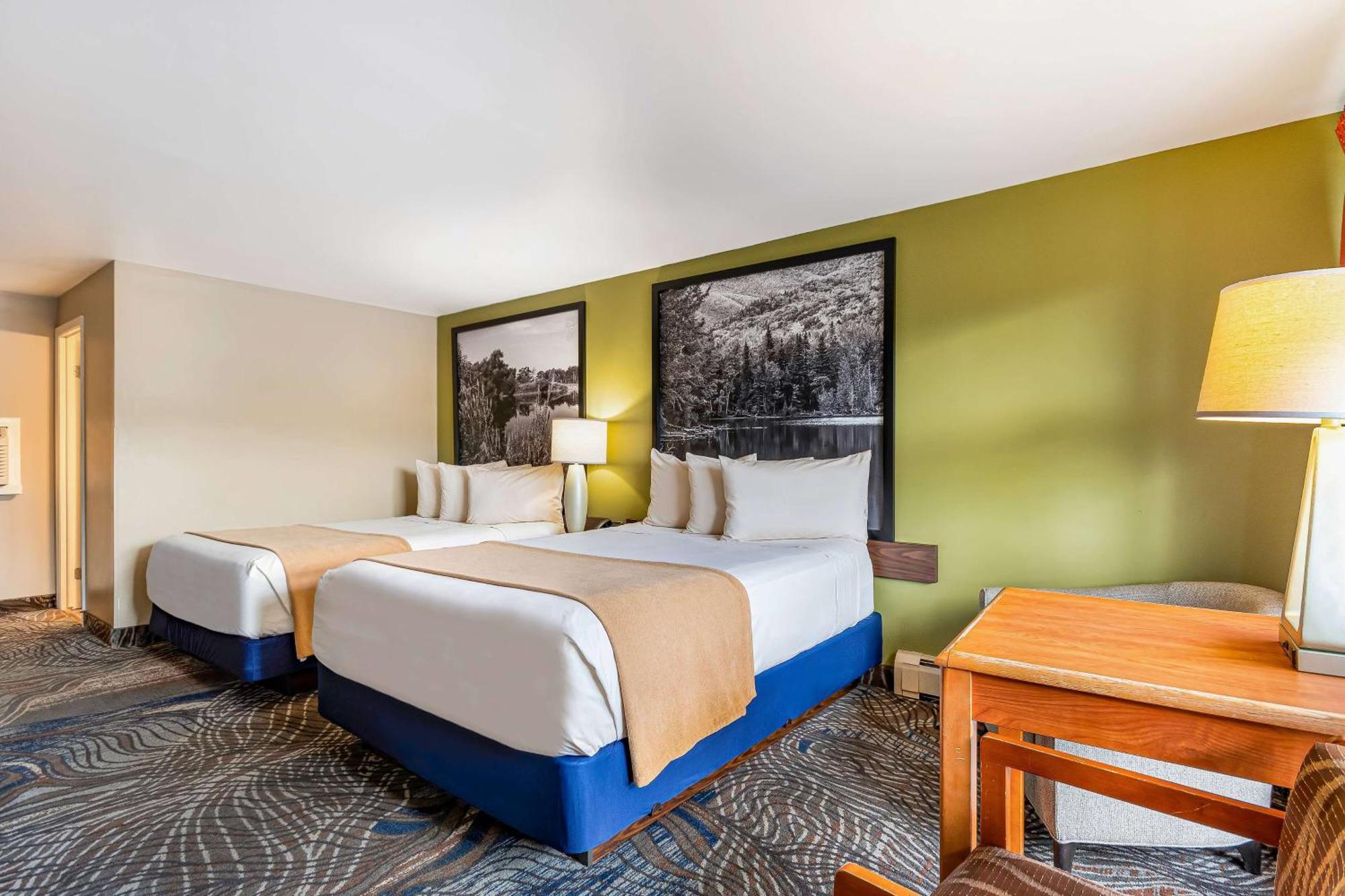 Hotel Super 8 By Wyndham Lake George/Downtown Extérieur photo